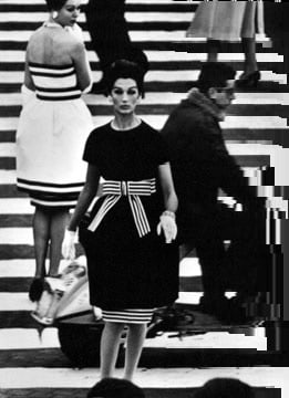 William Klein, Nina & Simone, Piazza di Spagna, Rome (Vogue), 1961