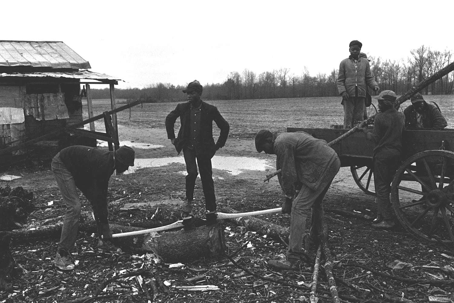 Constantine Manos, Untitled, Sharecroppers, South Carolina (6 men, chopping wood), 1965