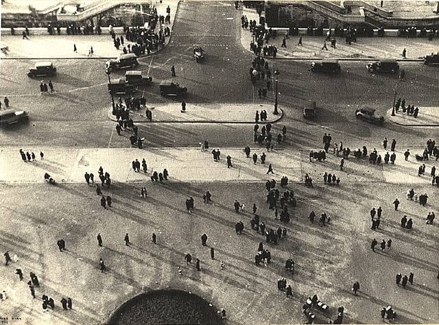 Ilse Bing, Champs de Mars (Eiffel Tower), 1931