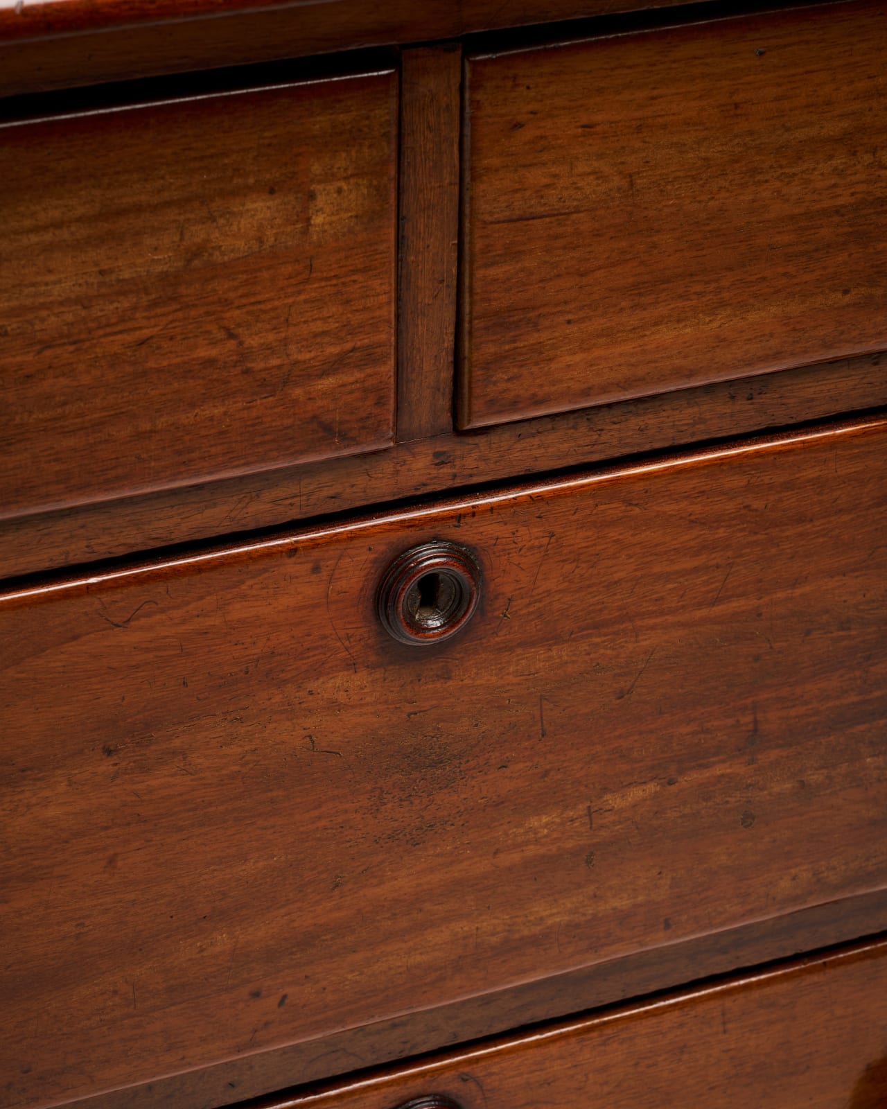 Victorian Chest of Drawers