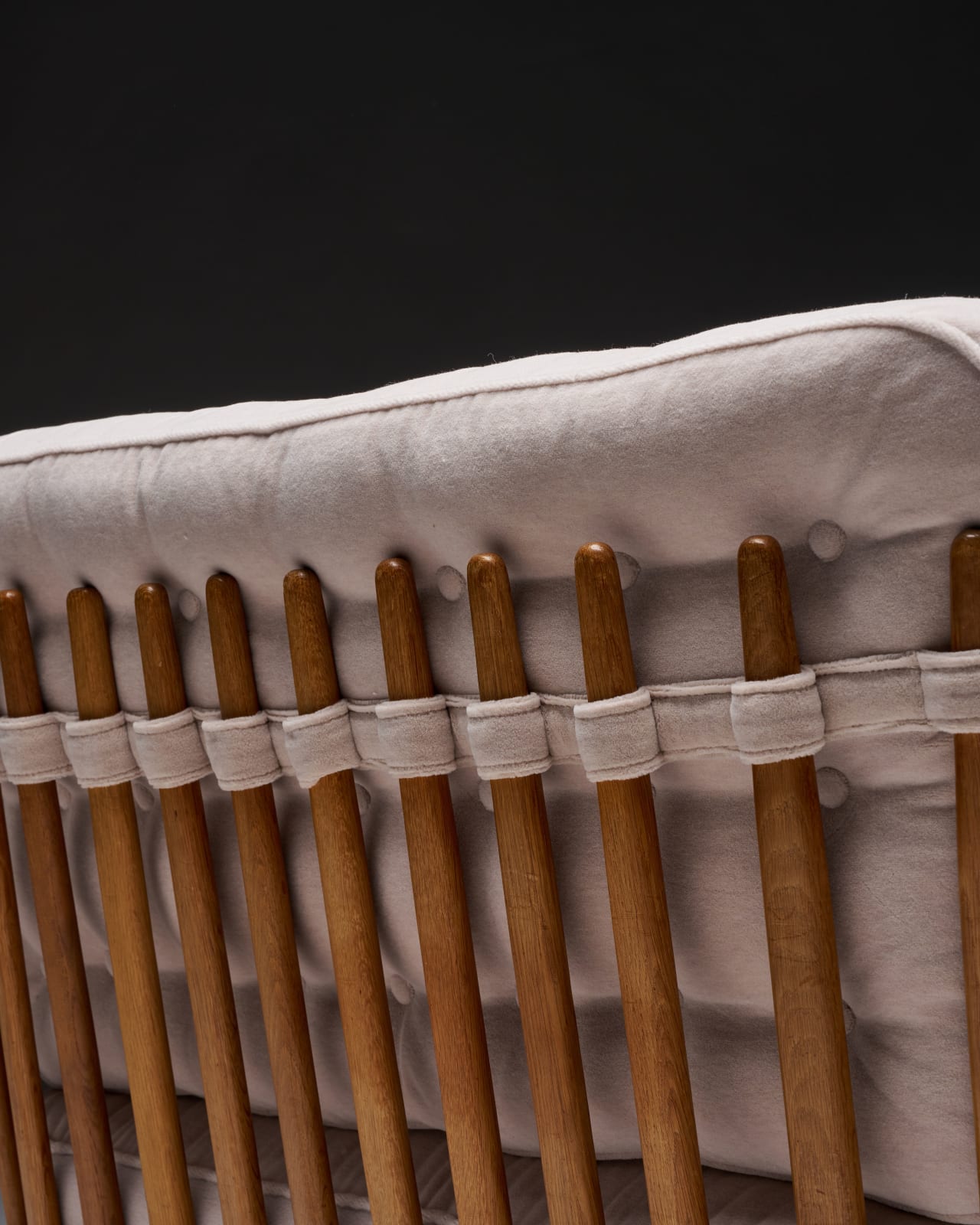 Guillerme et Chambron, Tufted Settee