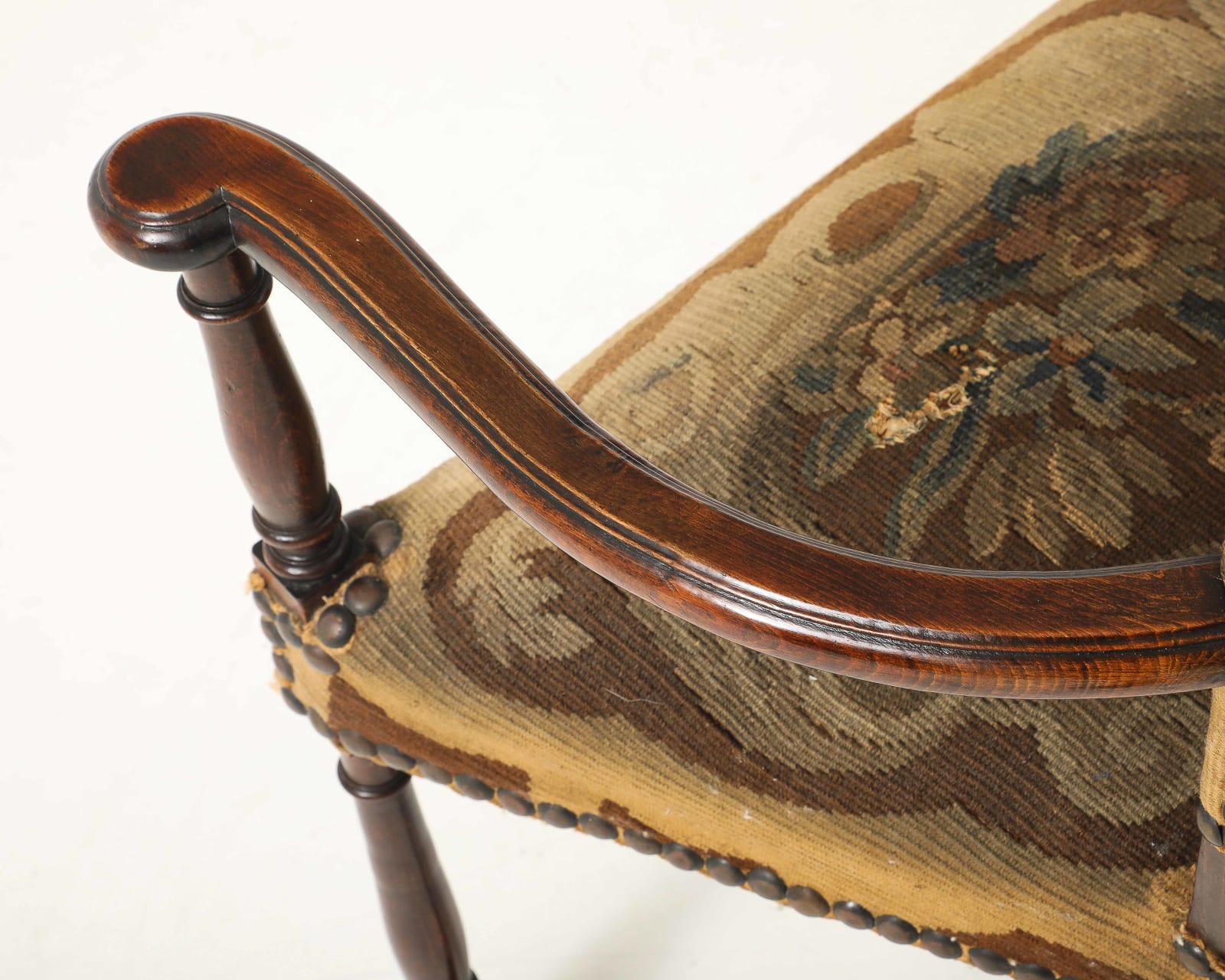 Antique Caquetoire Chair