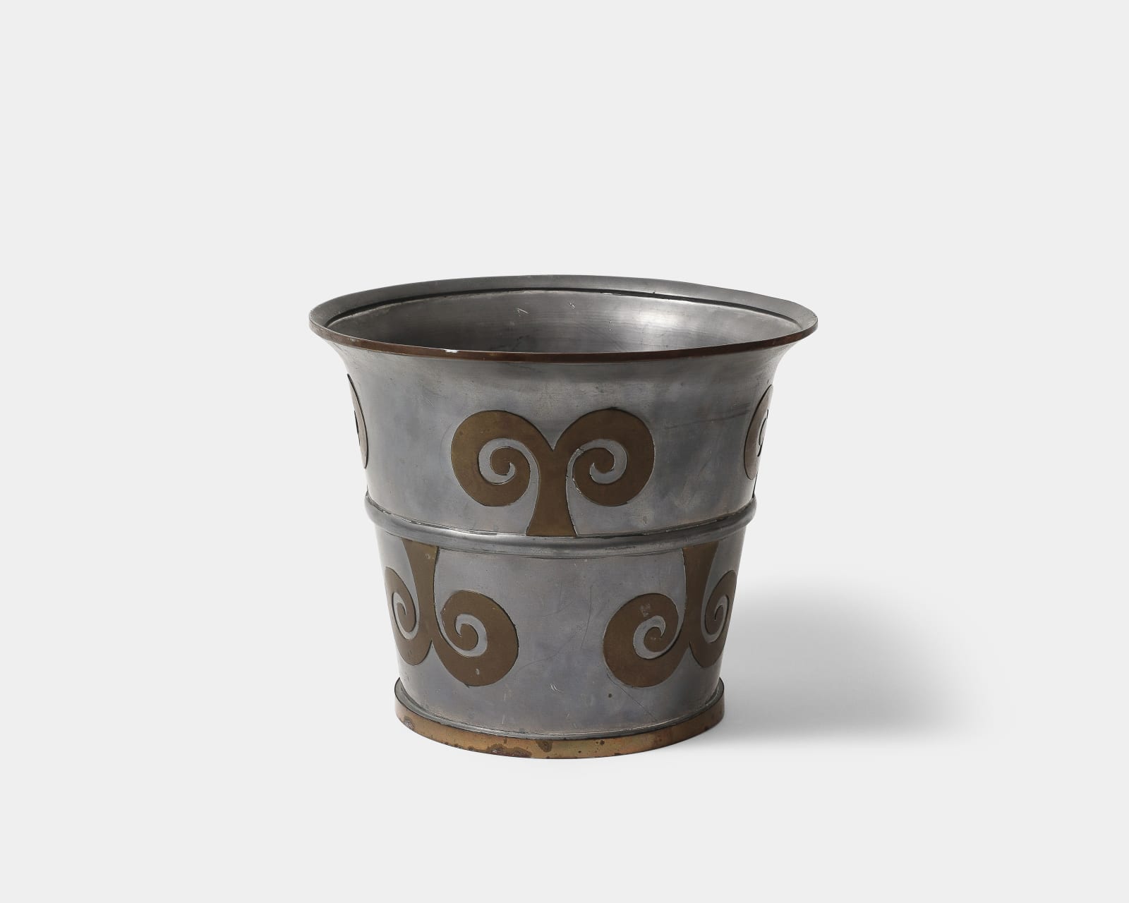 Cache Pot with Ares Motif