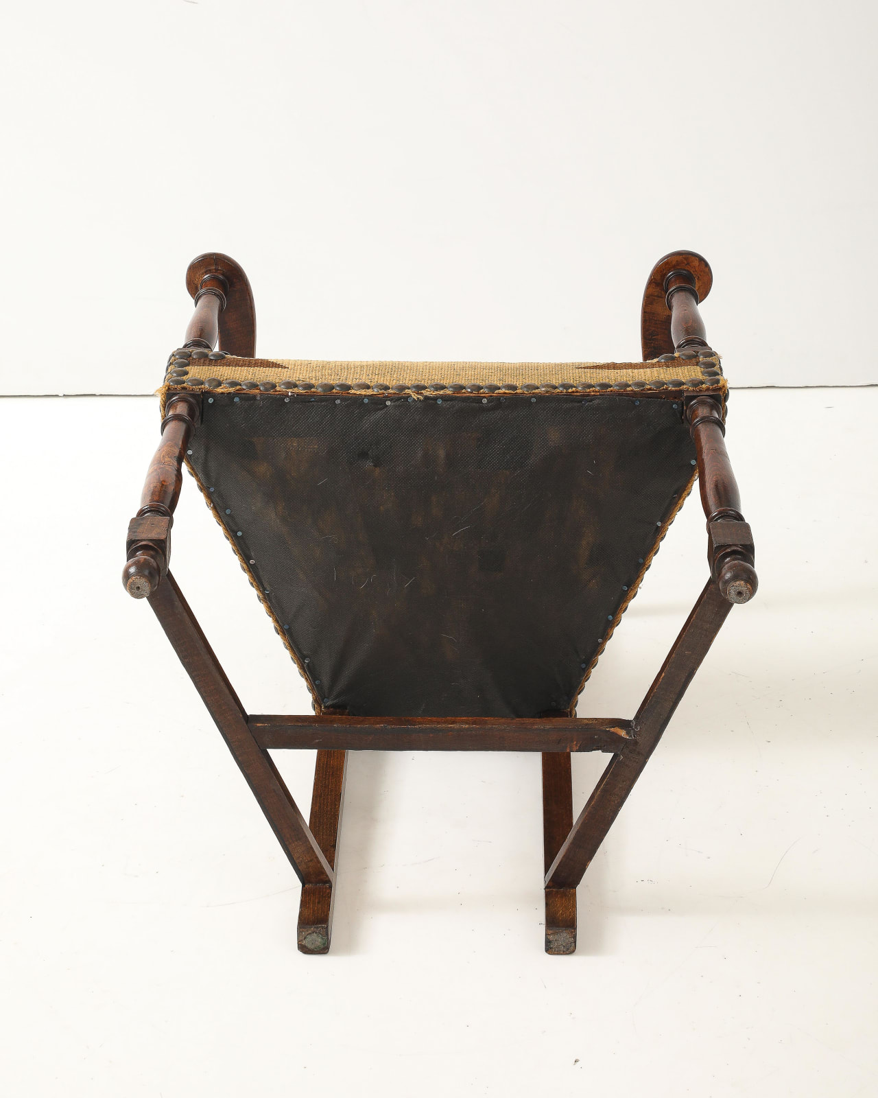 Antique Caquetoire Chair