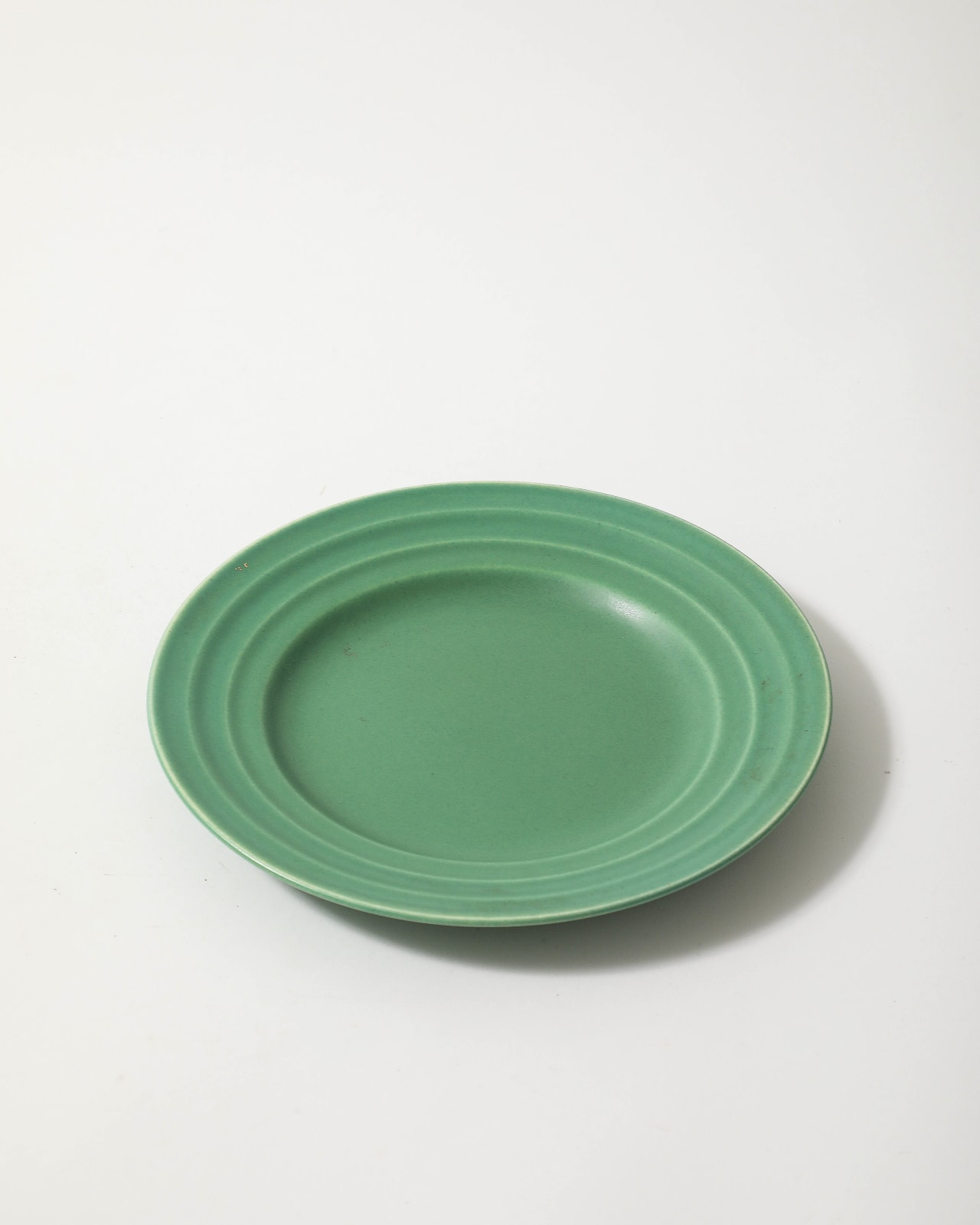 Wedgewood, "Matt Green" Plate
