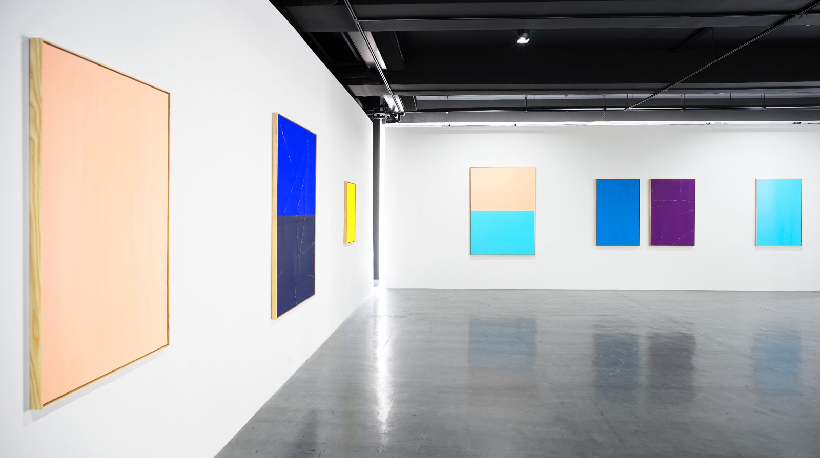 Tashi Brauen, Hold On to that Paper Again - Installation View – Cracks Series , 2021