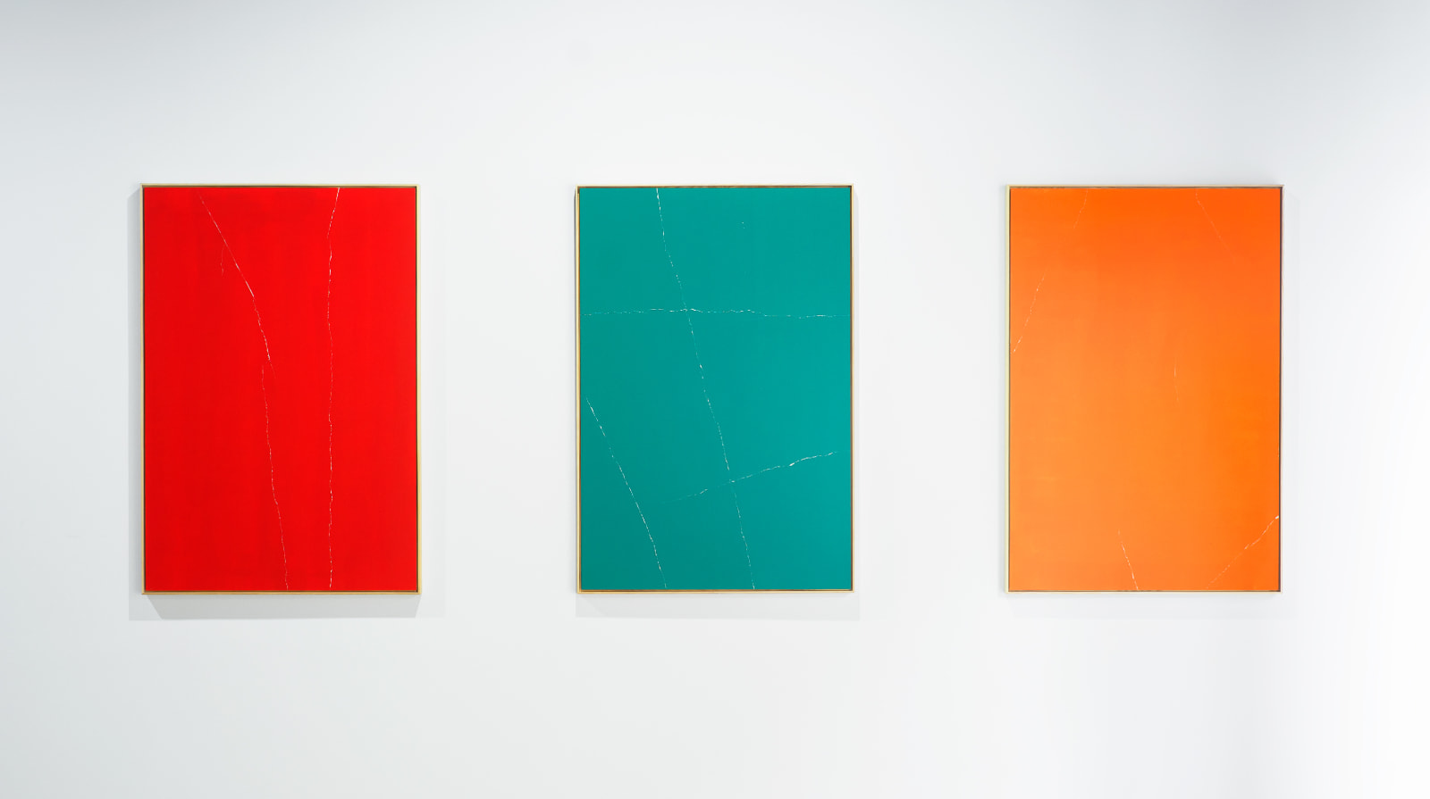 Tashi Brauen, Hold On to that Paper Again - Installation View – Cracks Series, 2021