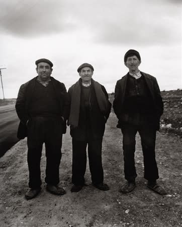 Evelyn Hofer, On the Road [Three Men], Spain