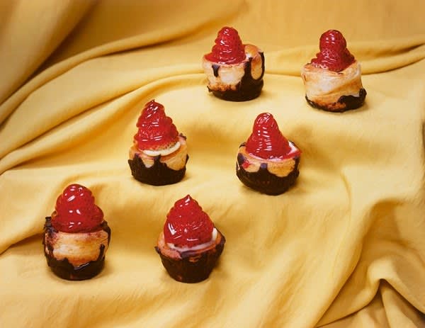 Jo Ann Callis, Cheap Thrills and Forbidden Pleasures (I), 1993/2018