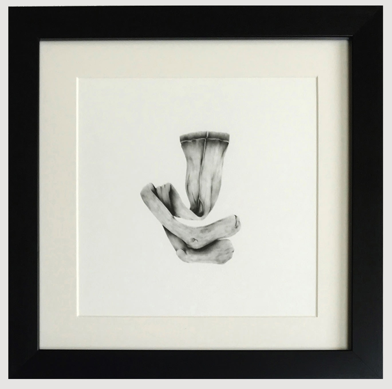 Alicja Rodzik, Among the lilies / your tights go to heaven II, 2021