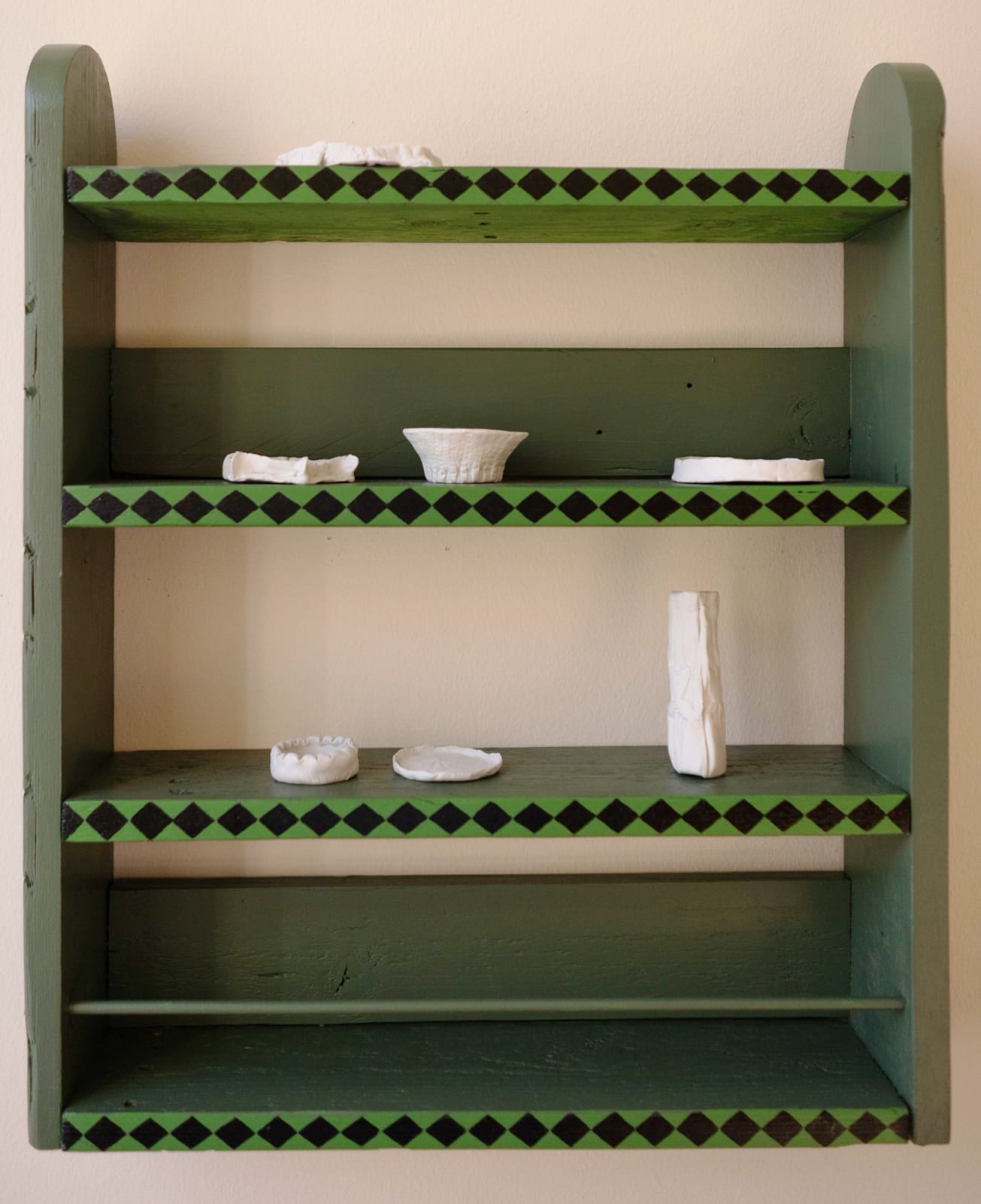 Rebecca Rose McCormack-Haigh, A place for things (with Pinch Pots), 2024