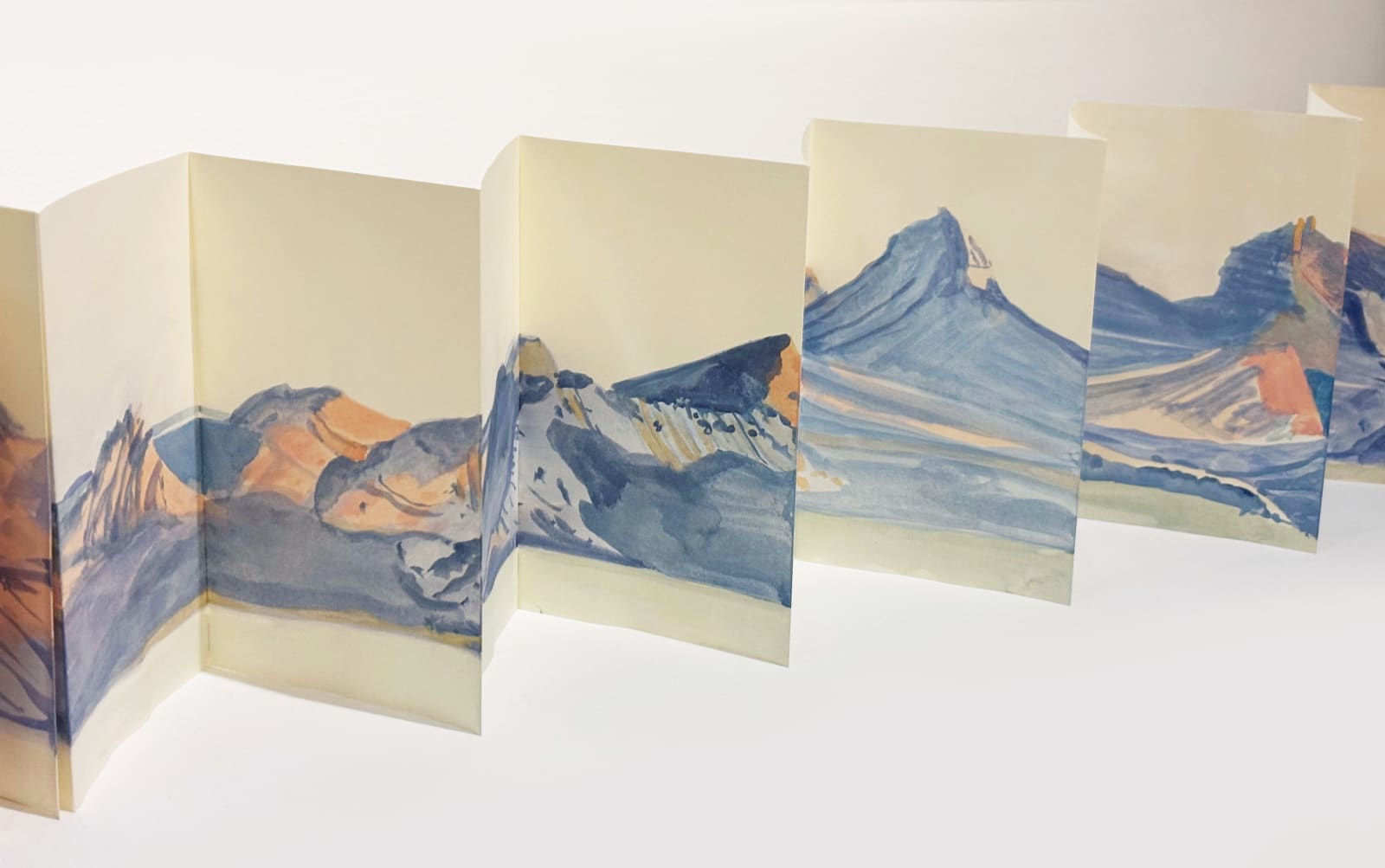 Georgia Rose Murray, Blandal, Ny Alesund Sunrise