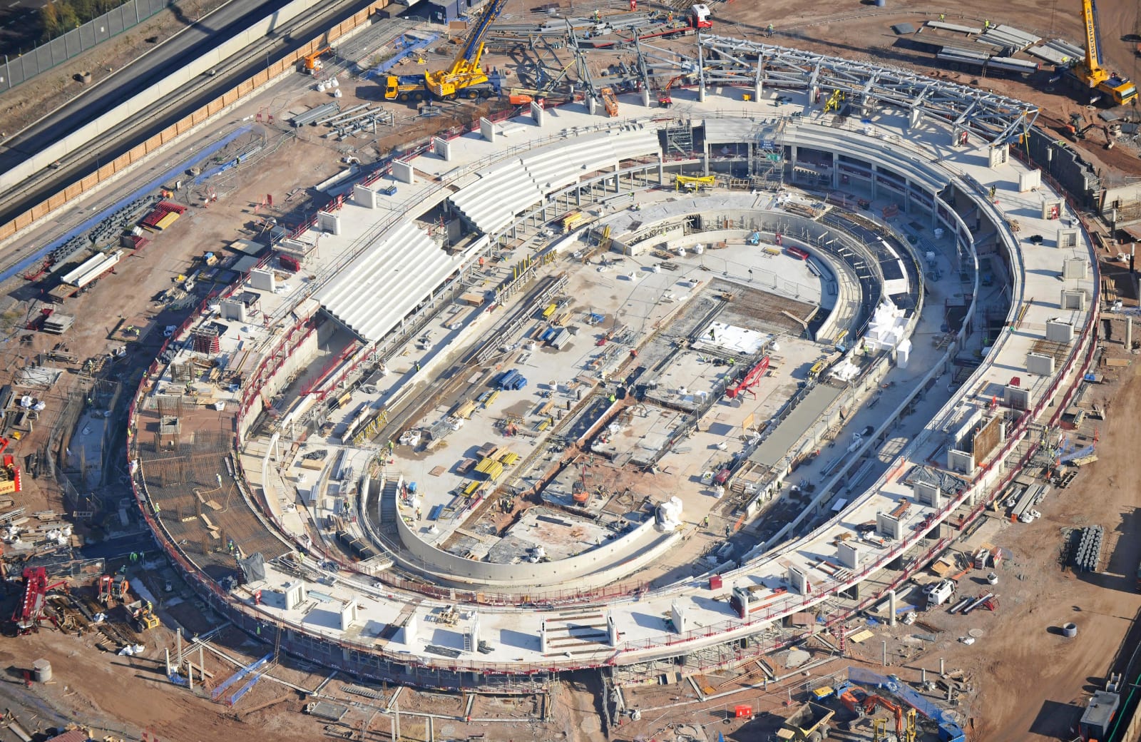 Michael Taylor, London 2012 Velodrome - Construction images