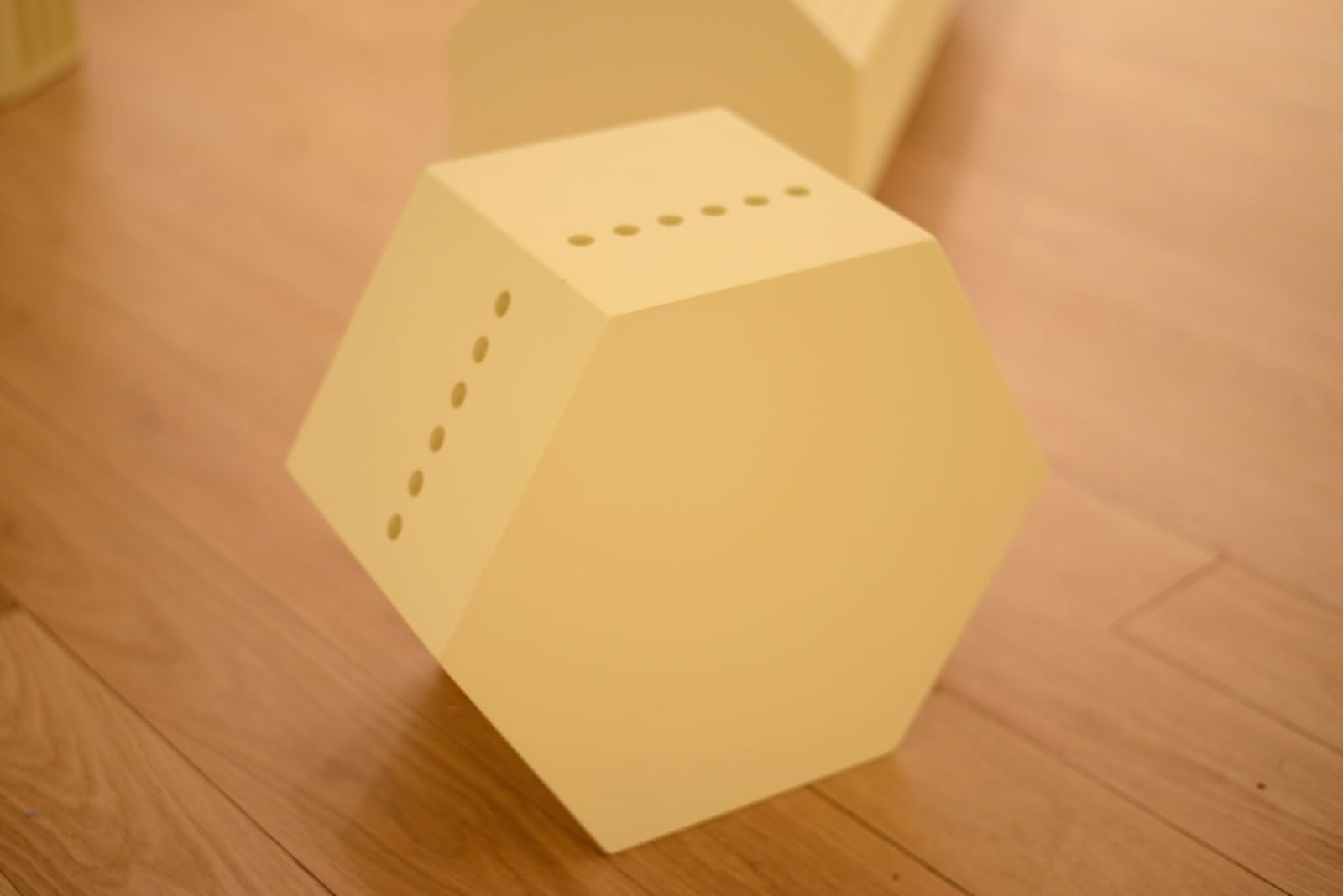 Mina Heydari-Waite, In sleep it made itself present to them: 5. Hexagon, 2021