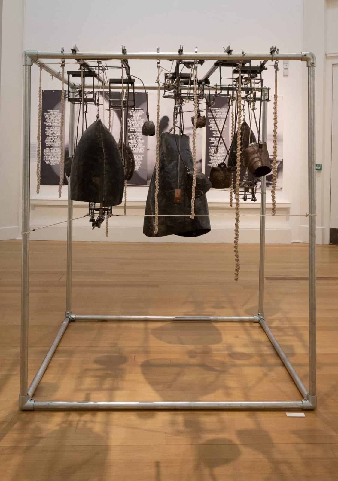 Finn Rosenbaum, Bell Installation