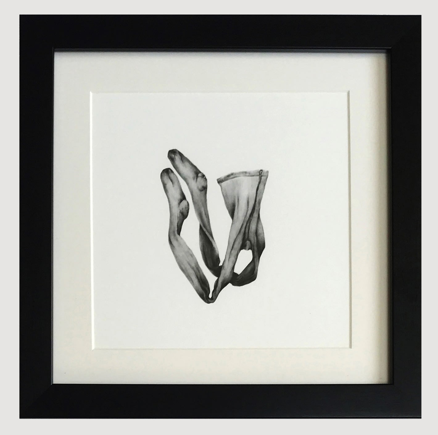 Alicja Rodzik, Among the lilies / your tights go to heaven I, 2021