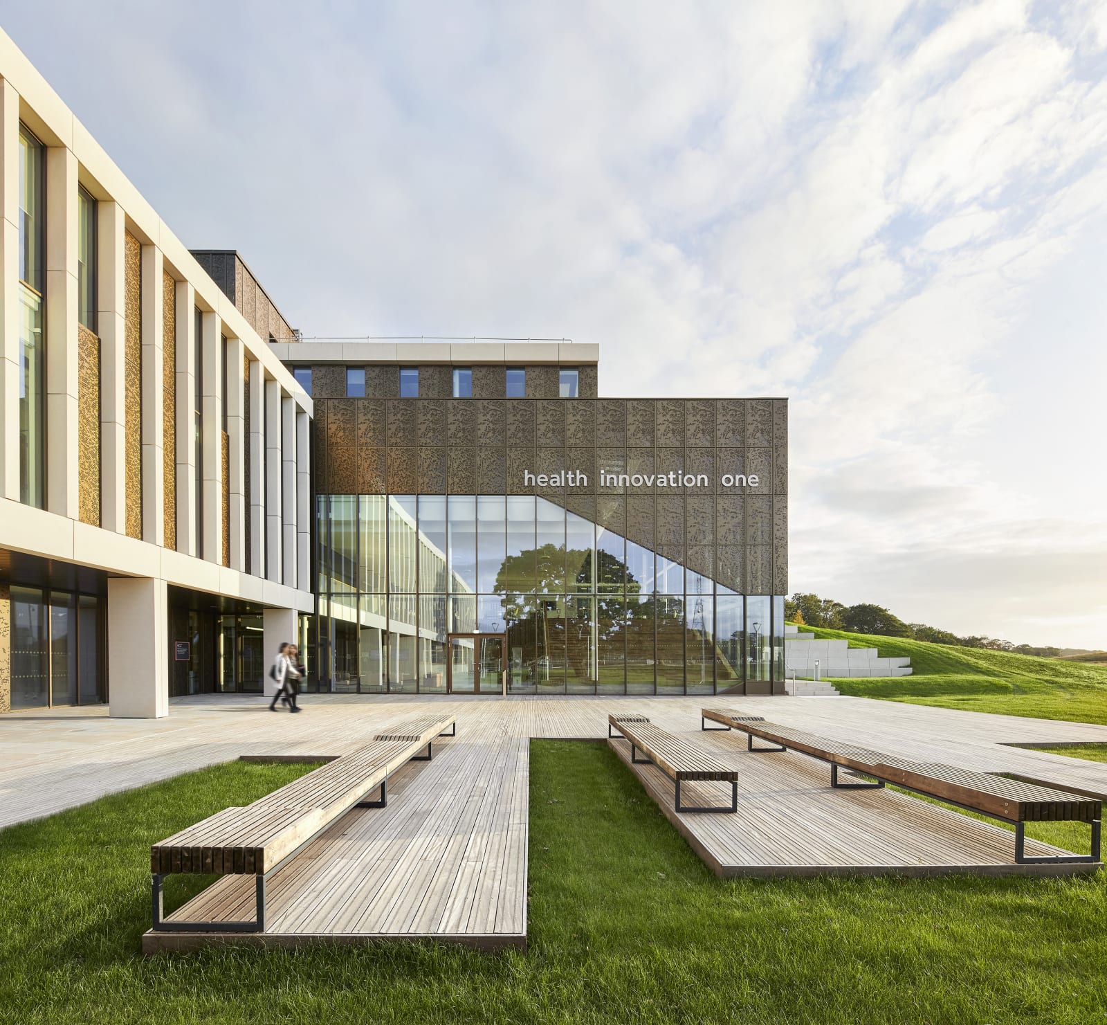John McAslan RSA - John McAslan + Partners, Lancaster University Health Innovation Hub