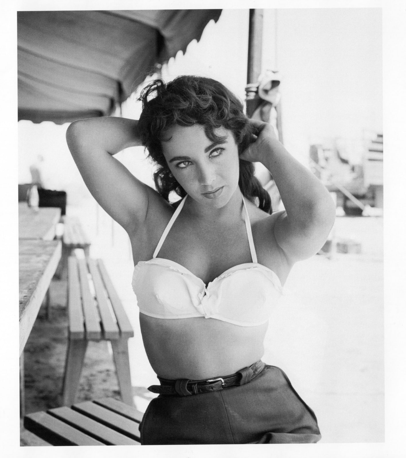 Frank Worth, Elizabeth Taylor with Bustier No.1 on Set of “Giant”, 1955