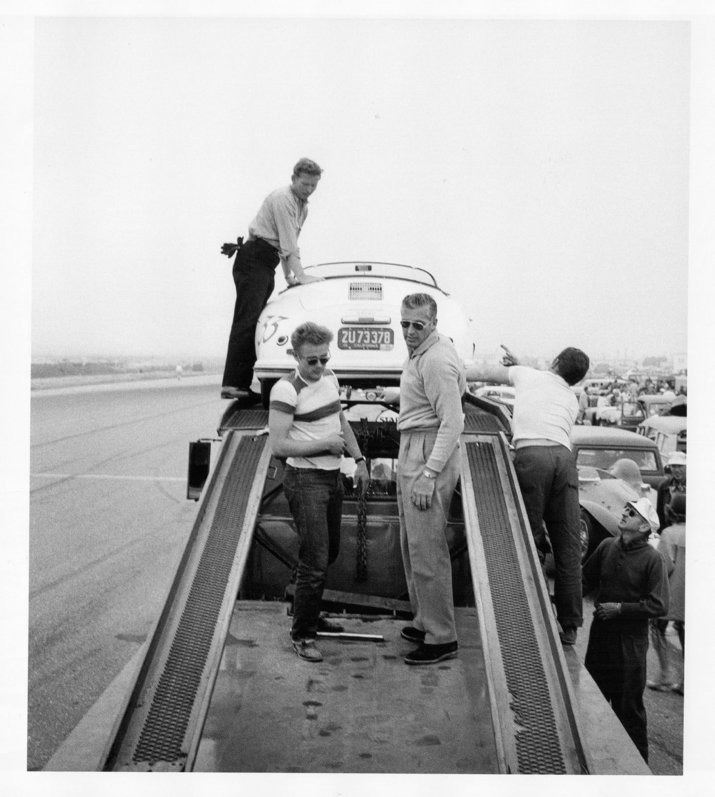 Frank Worth, James Dean & Porsche “Little Bastard”, 1955