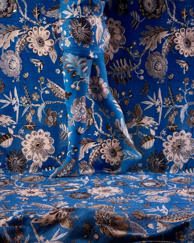 Cecilia Paredes, Walking in my Galaxy Blue, 2023