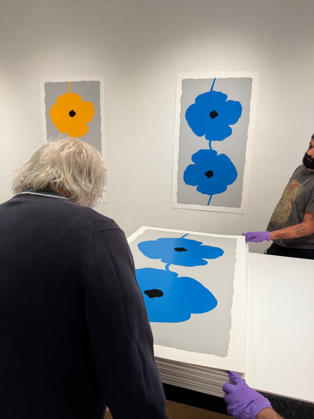 Donald Sultan, Blue Double Poppies, 2025