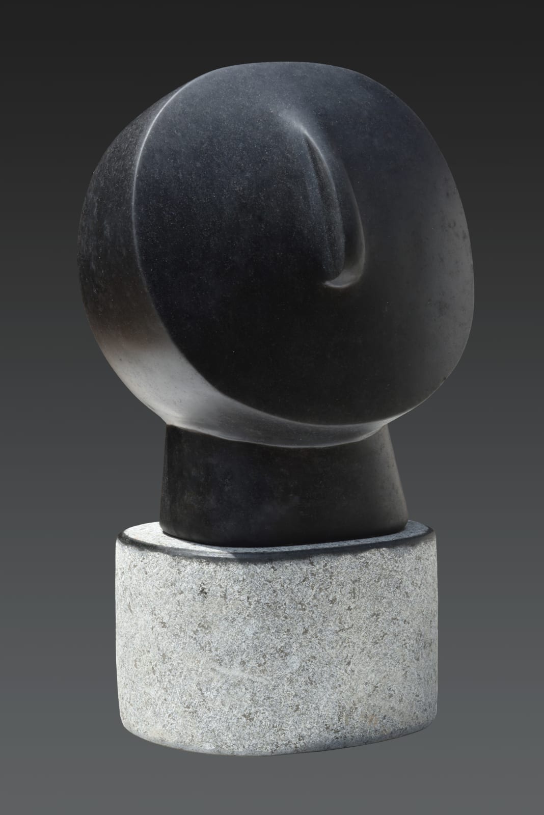 Deepak Rasaily, Round head