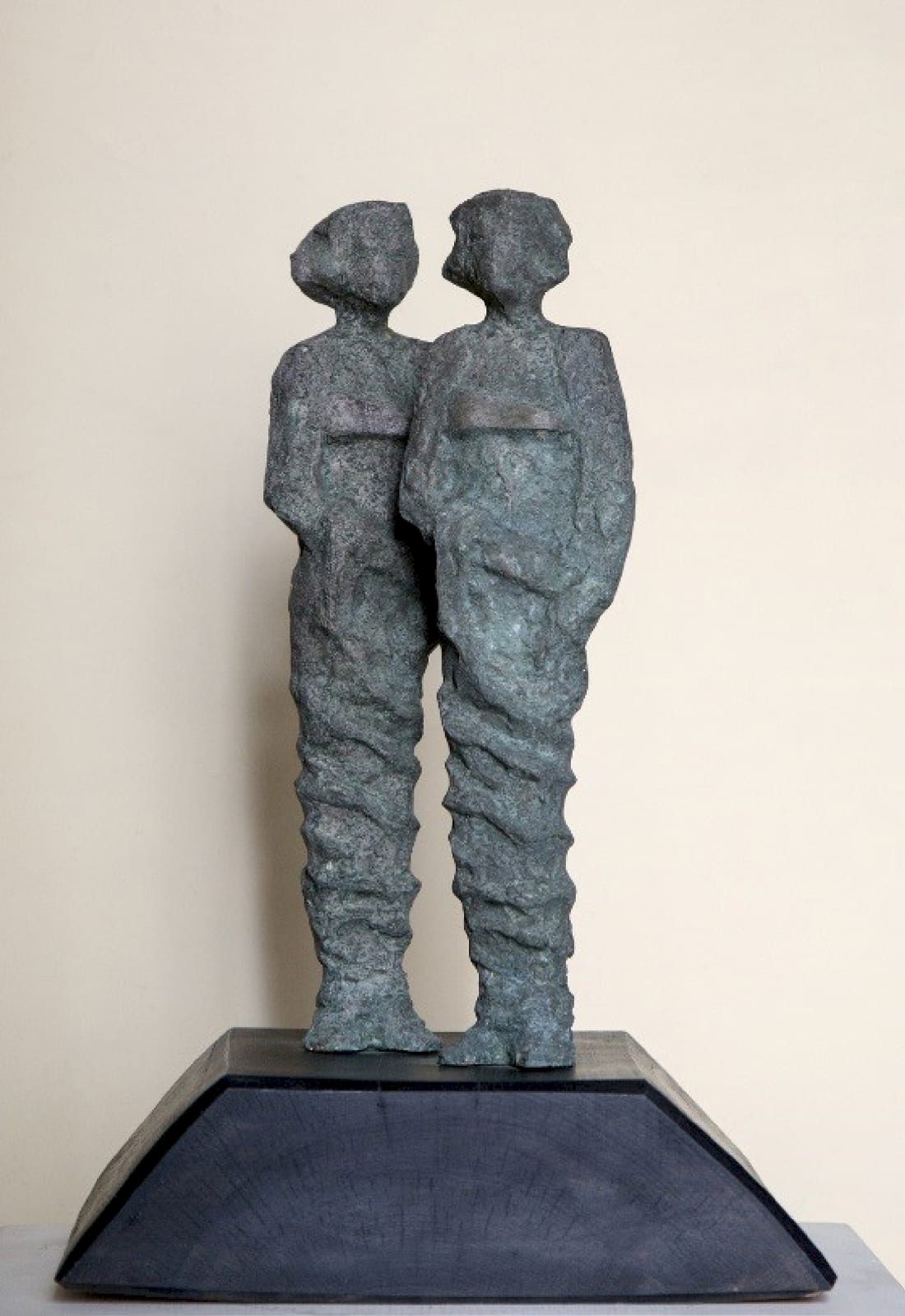 Sarkis Tossoonian, Sisters, 2017