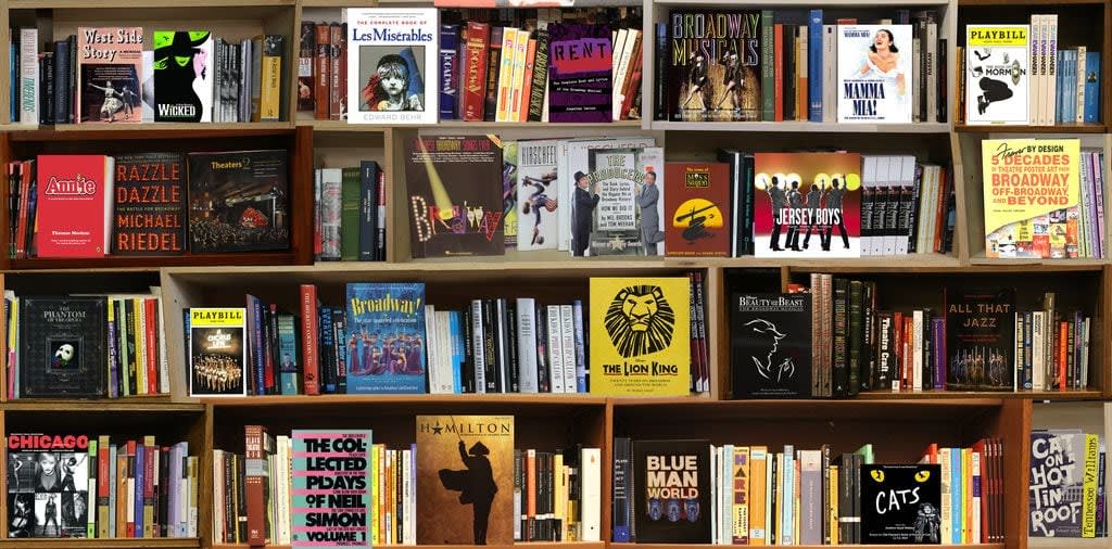 Max Steven Grossman, Broadway, 2022