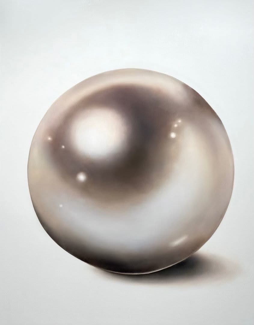 Renée Levin, Ivory Pearl (Large), 2024