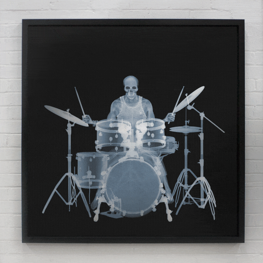 Nick Veasey, Drummin' (Lenticular), 2022