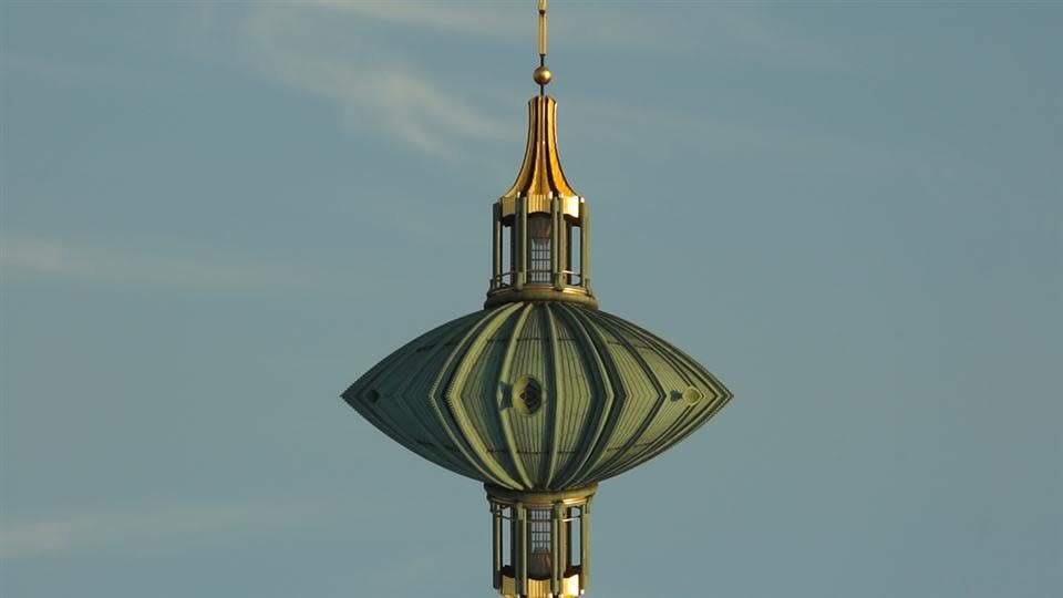 Brit Bunkley, Paradox of Plenty - The Classical (still), 2014