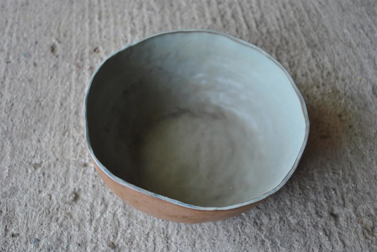 Jordan Davey-Emms, Large ceramic bowl, 2017