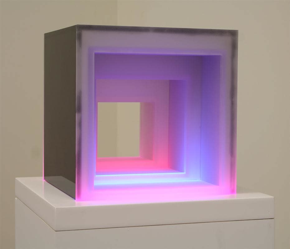 Gina Jones, Untitled (3D Box Black), 2008