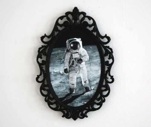 Josephine Cachemaille, Moon Walk, 2009