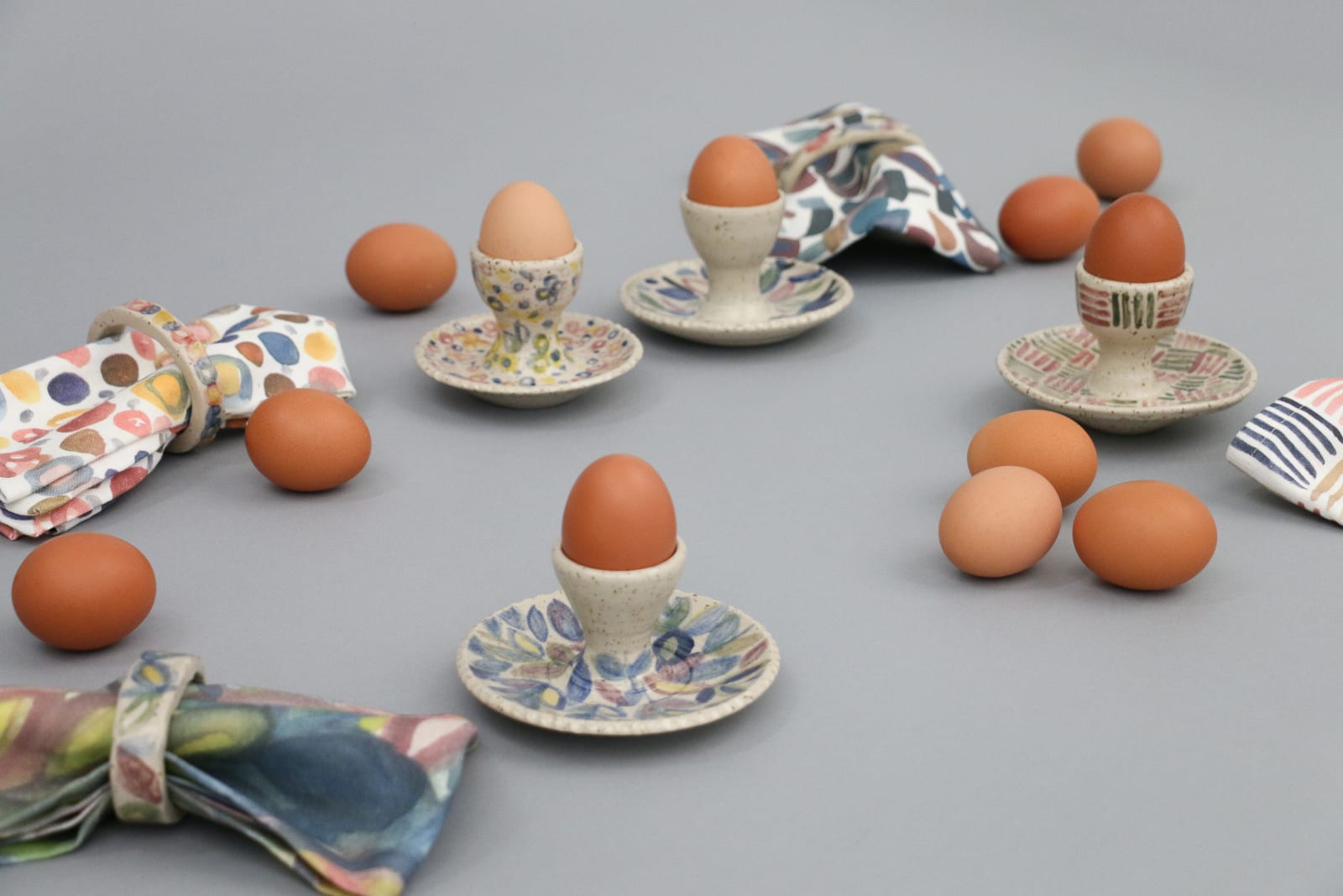 Julia Holderness, Breakfast Party Set, Oeuf à la coque, 2025