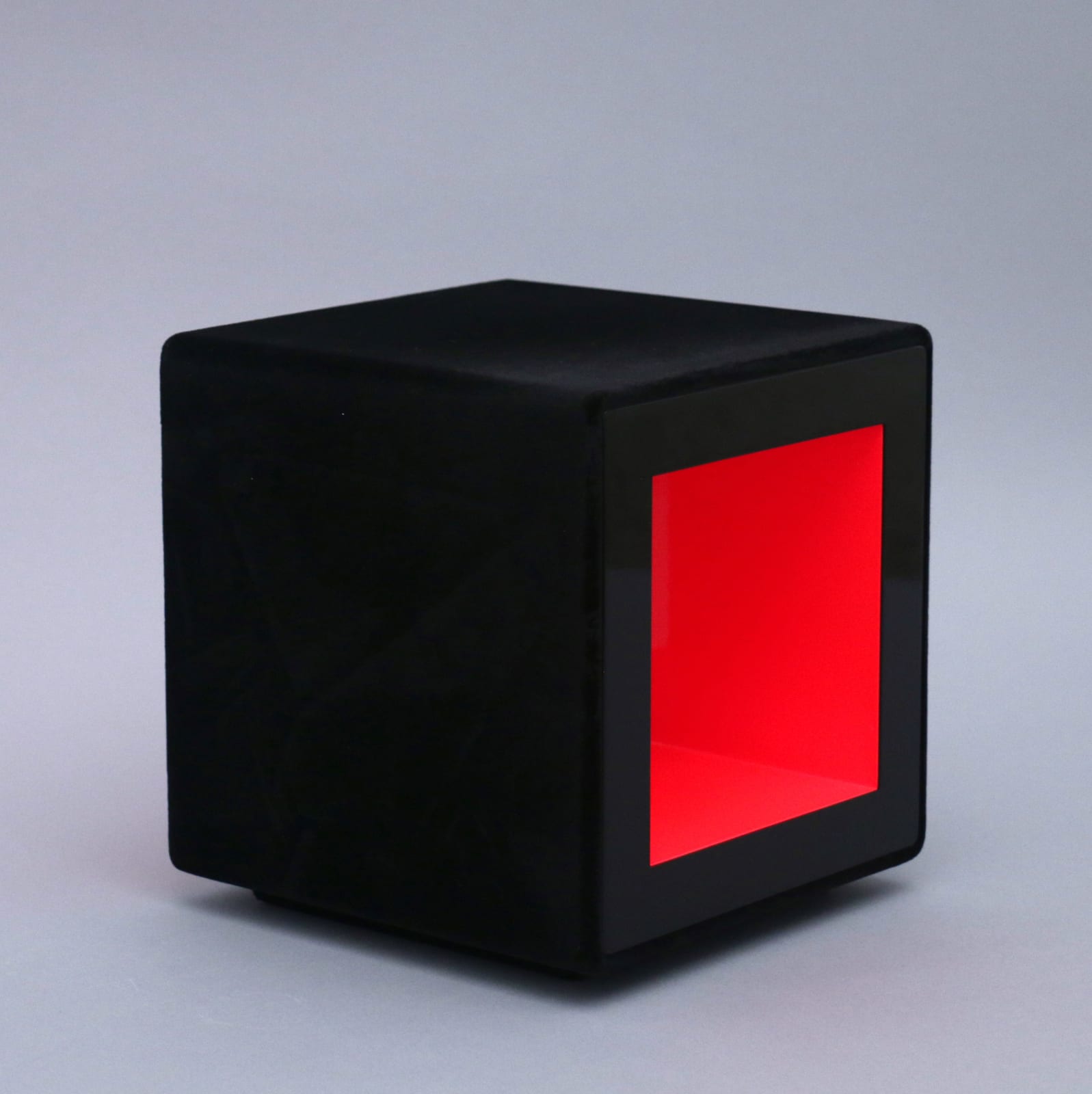 Karyn Taylor, Eternal Cube, 2025