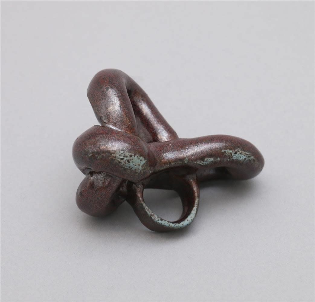 Iza Lozano, Knotty Plum, 2024