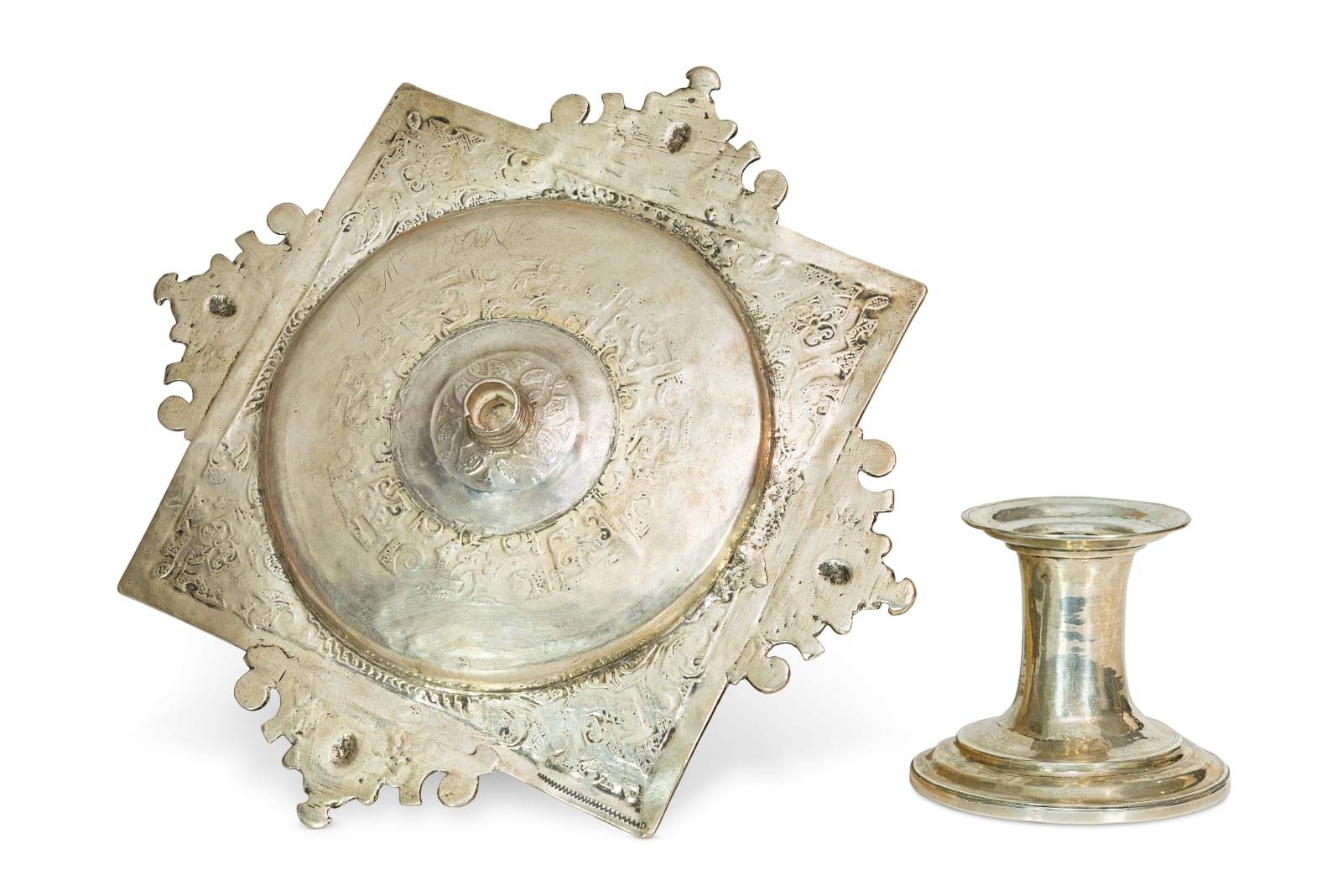 Salva ("Tazza") de pé , Portugal, séc. XVI