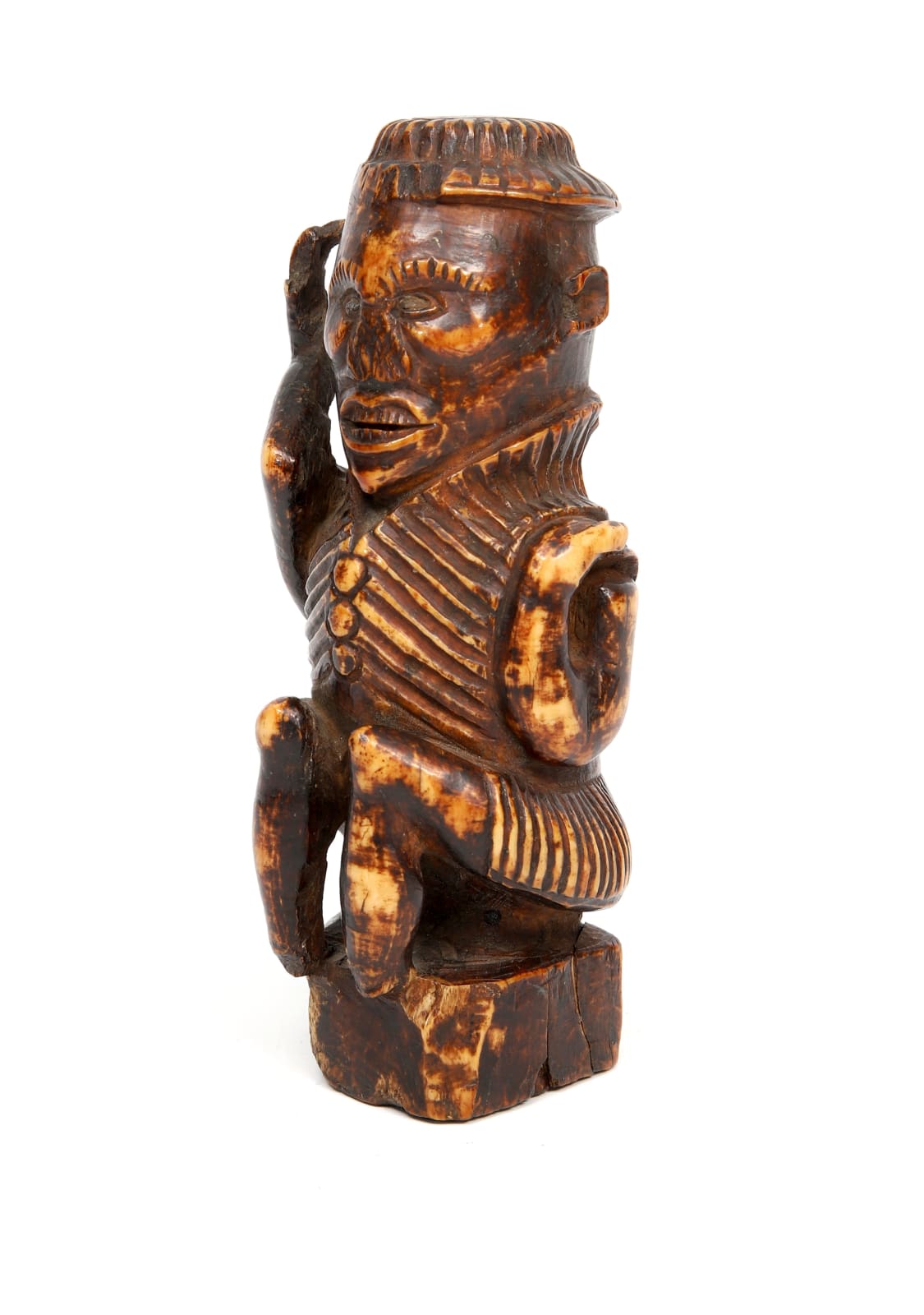 Terminal de Bastão (Mvwala) com Figura Vestindo Traje Português , Reino do Congo, séc. XVII