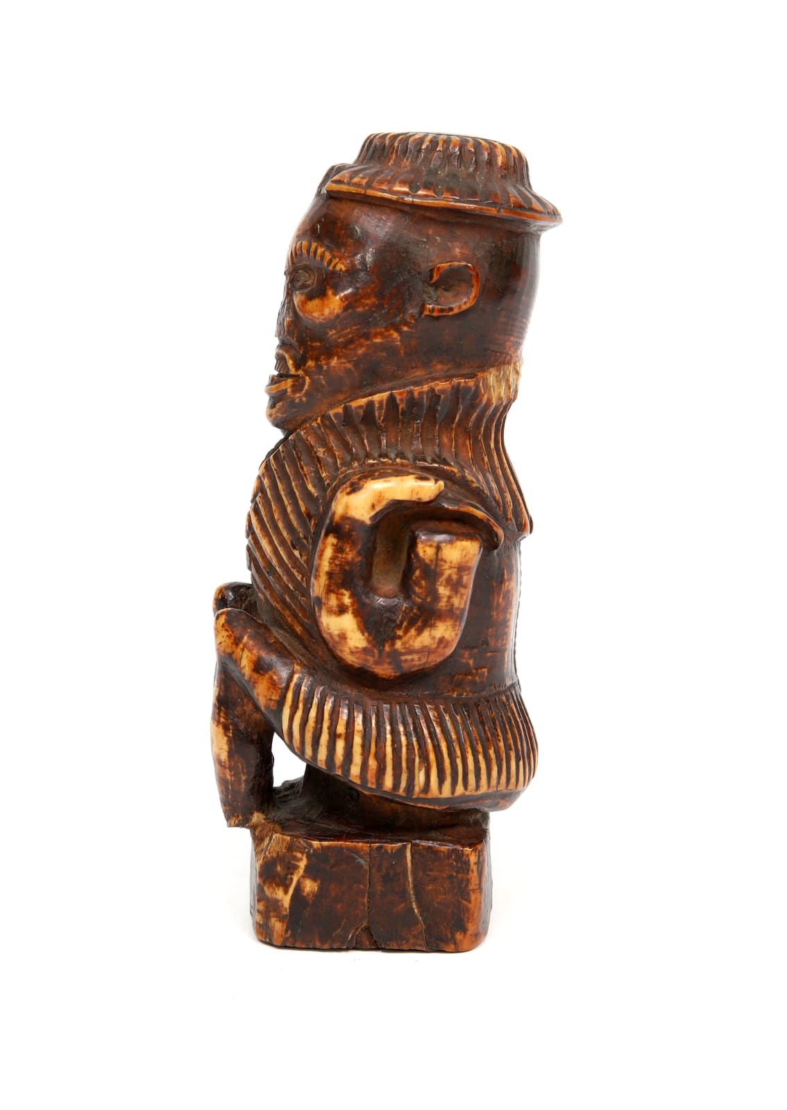 Terminal de Bastão (Mvwala) com Figura Vestindo Traje Português , Reino do Congo, séc. XVII