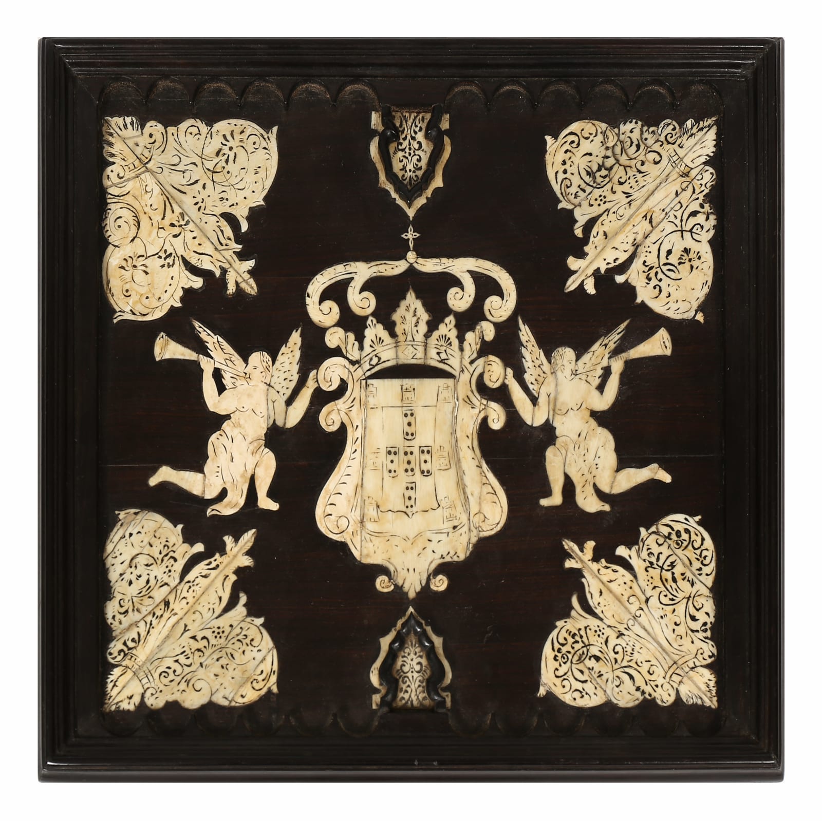 Tabuleiro de Xadrez com as Armas Reais de D. João V , China, séc. XVIII (1ª metade)