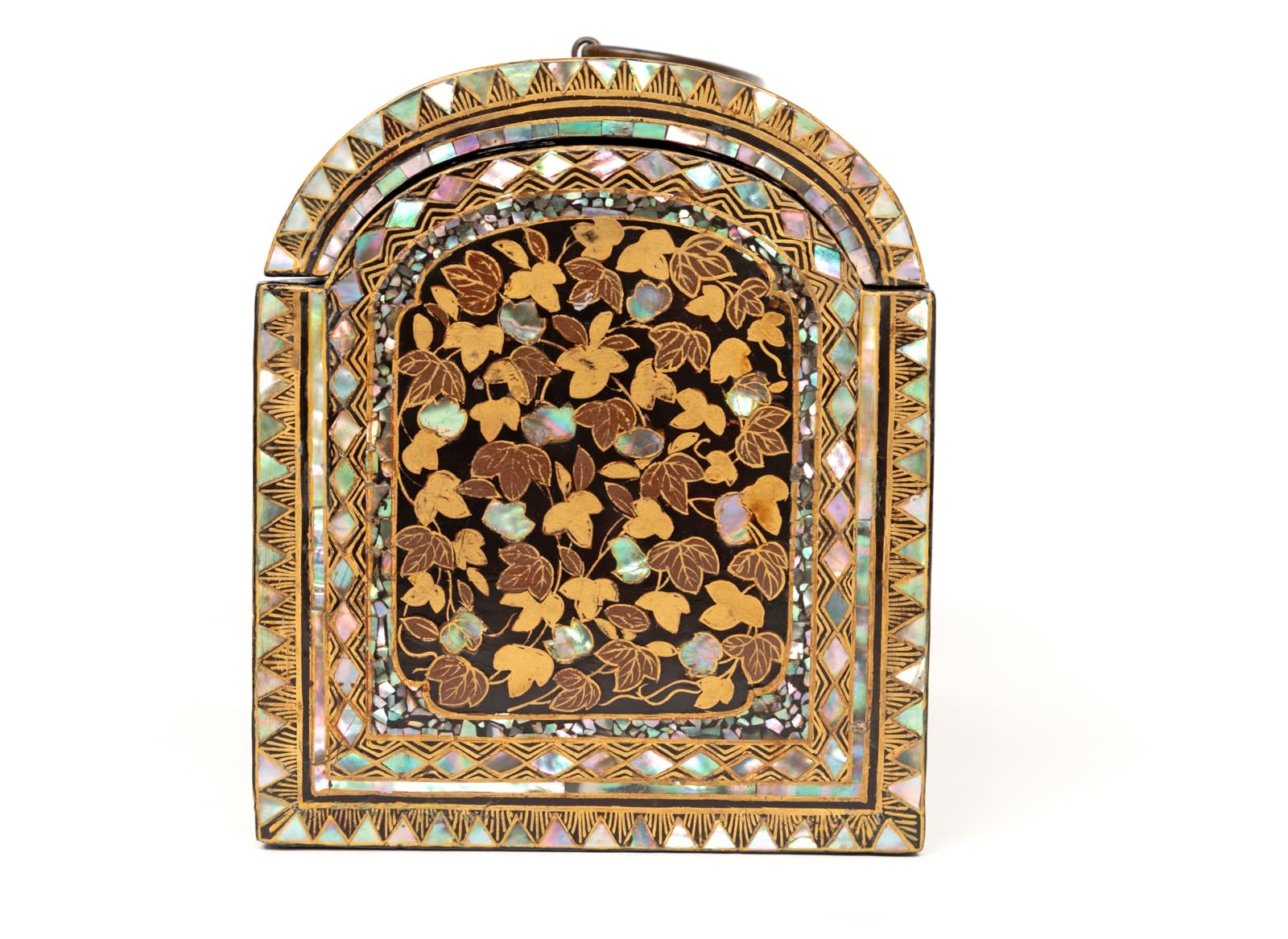 Cofre Namban, Japão, períodos Momoyma a Edo, c. 1580-1620