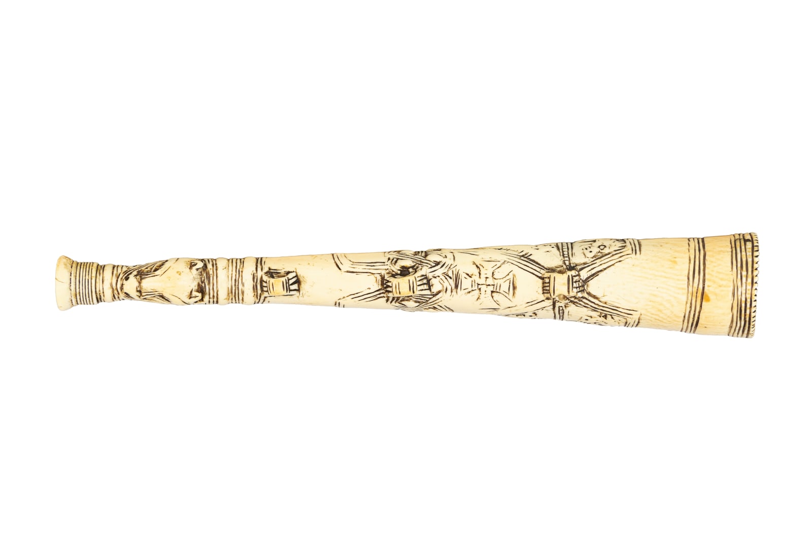 Olifante Sapi-português com o Brasão Real Português e a Cruz da Ordem de Cristo , c. 1490-1530