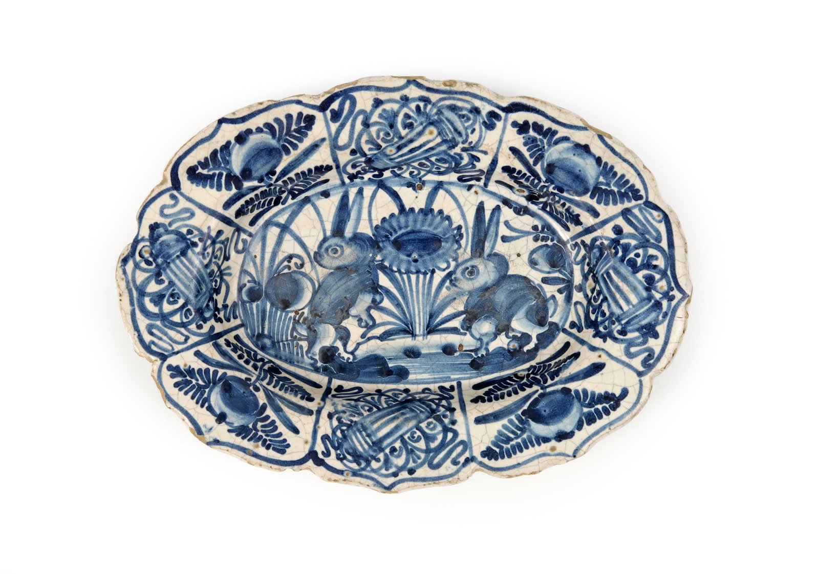 Covilhete "Alusão à Fertilidade" / A chinoiserie Portuguese faience elyptic tray, Lisboa, 1610-1630