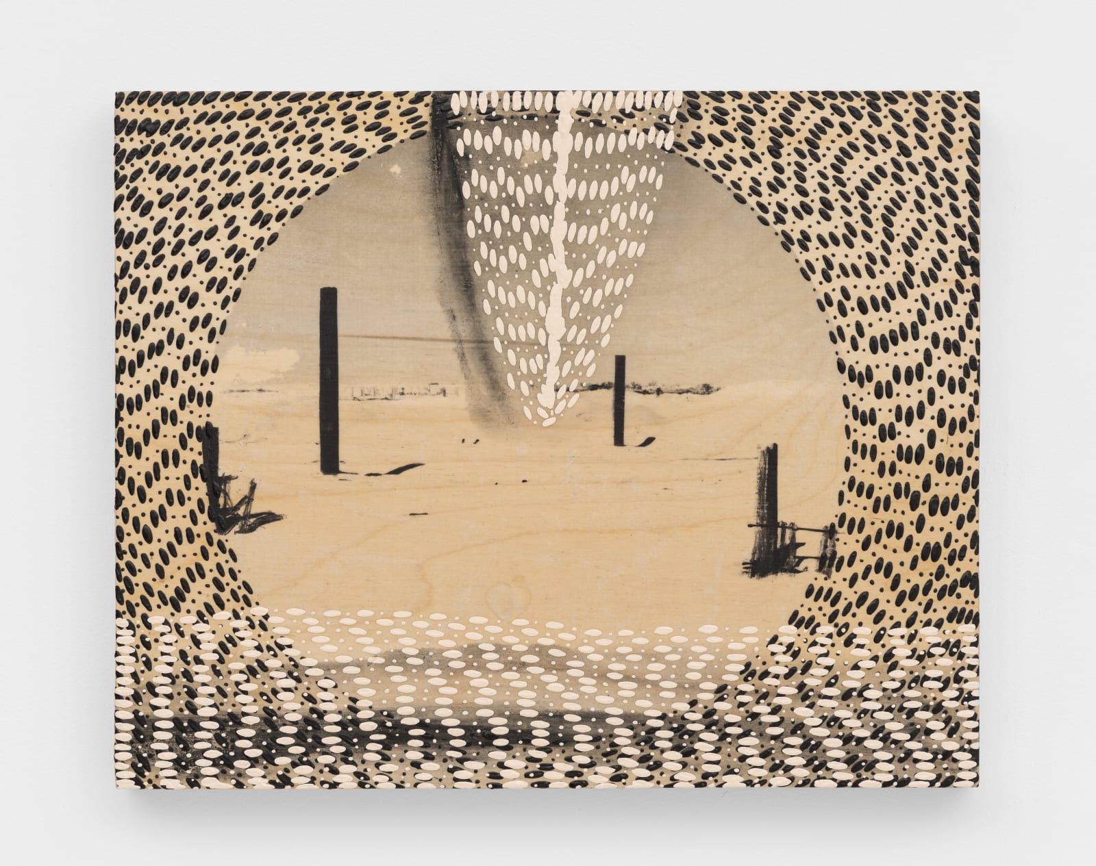 Radhika Khimji, Between two bars and a sandscape, 2022