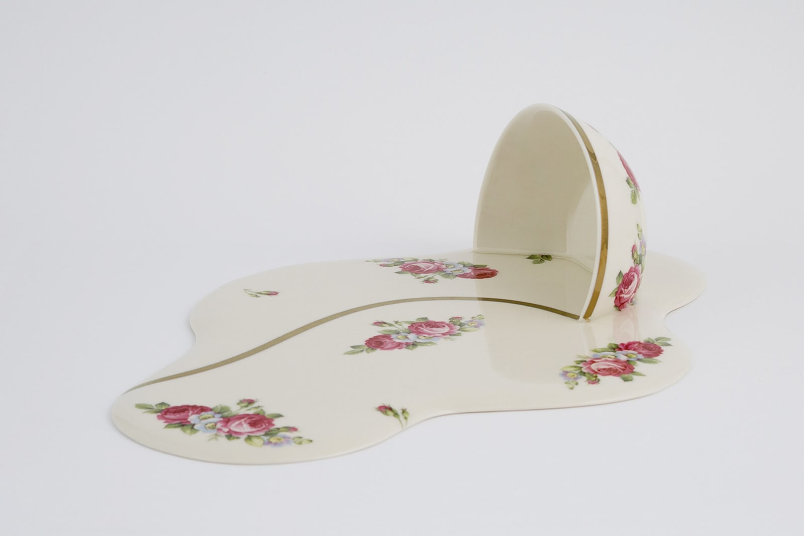 Livia Marin, Broken Things (s_i), 2025