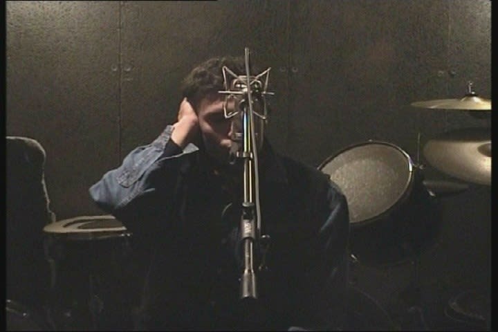 Anri Sala, Naturalmystic (tomahawk #2), 2002