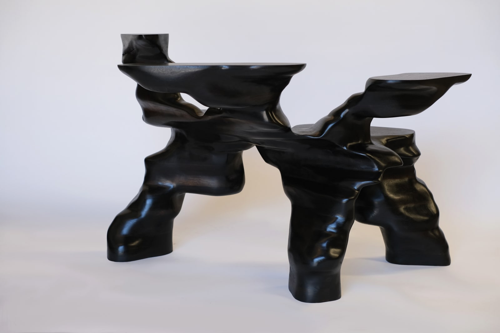 Olive Gill-Hille, Nocturne, 2022