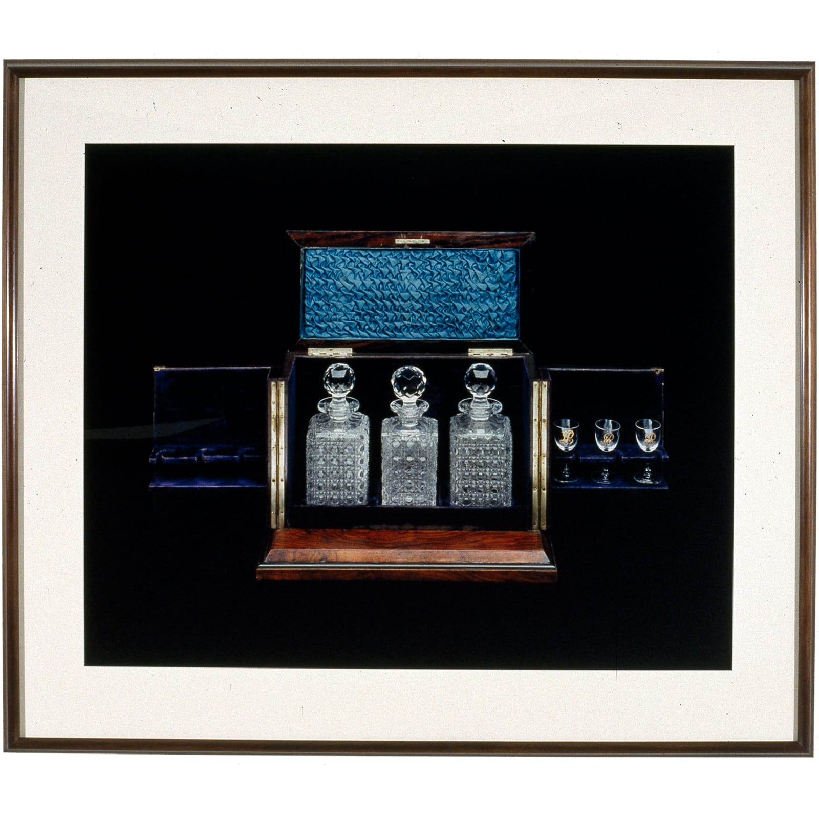 Jacky Redgate, Life of the System #8 Portable decanter cabinet, 1998