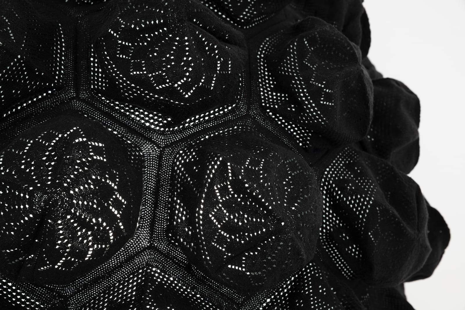 Abdullah M. I. Syed, Aura I (sculptural light installation), 2014 - 2020